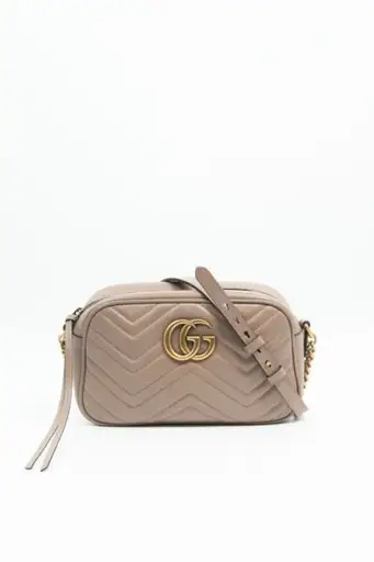 Gucci „GG Marmont“ Umhängetasche in Beige und Gold