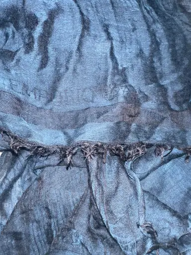 Emporio Armani cashmere scarf .. Italy made