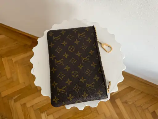 Louis Vuitton Pochette