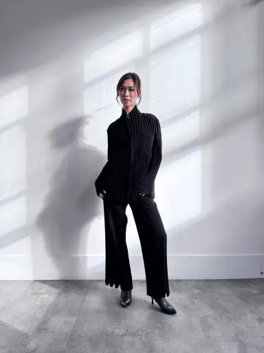 S/S 2010 Issey Miyake Pleats Please Zig Zag Black Pleated Cardigan FA276: SD287(01)