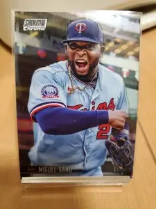ミゲル・サノー Topps stadium club MLB baseball 2021 Miguel sano ベースカード 中日ドラゴンズ ツインズ