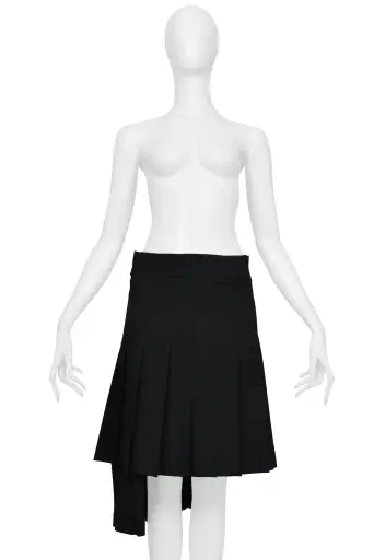 COMME des GARÇONS
