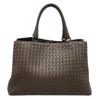 BOTTEGA VENETA(ボッテガヴェネタ) トートバッグ イントレチャート ダークブラウン レザー ボッテガヴェネタ(BOTTEGA VENETA)のレディースのバッグ(トートバッグ)の商品詳細ページへのリンク