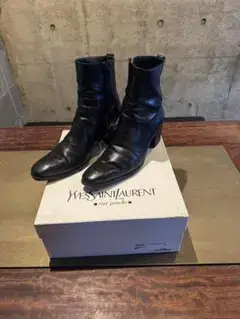 YVES SAINT LAURENT ジョニーヒールブーツ