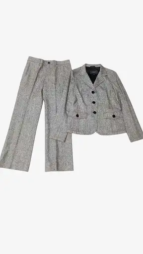 100% Wool Burberry London Suit Set Women's Size 42 
