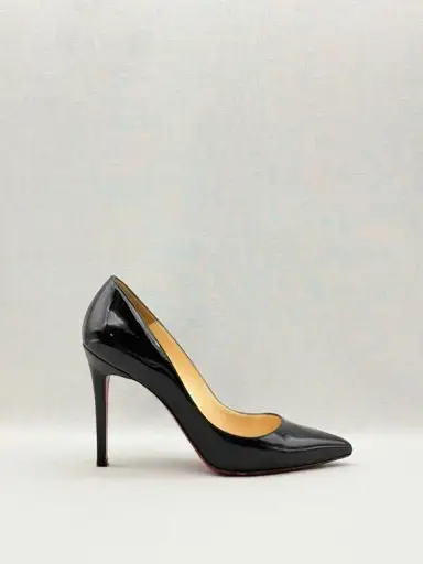 CHRISTIAN LOUBOUTIN Pigalle Black Size EU 38.5 Pumps