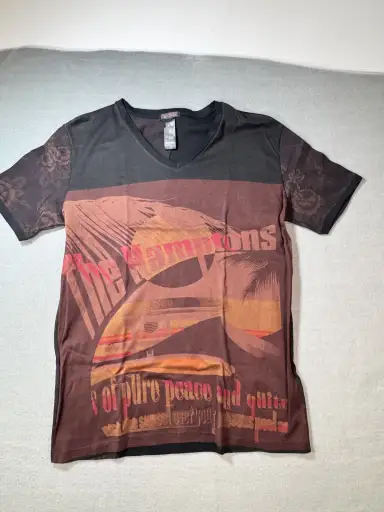 VTG Custo Barcelona "The Hamptons" V Neck T