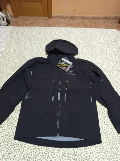 Chaqueta Arc'teryx Alpha SV Talla L