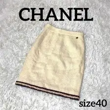 Used Chanel Tweed Tight Skirt Size 40 Cream Color Length 55cm