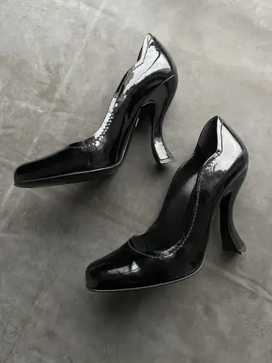 Prada SS 2004 pumps 
