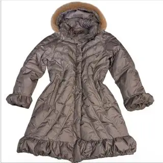 BALMAIN（バルマン）　ブルーフォックスファー付きダウンコート　モカブラウン バルマン(BALMAIN)のレディースのジャケット/アウター(ダウンコート)の商品詳細ページへのリンク