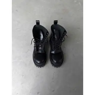 Balenciaga Strike Boots  バレンシアガ(BALENCIAGA)のメンズの靴/シューズ(ブーツ)の商品詳細ページへのリンク