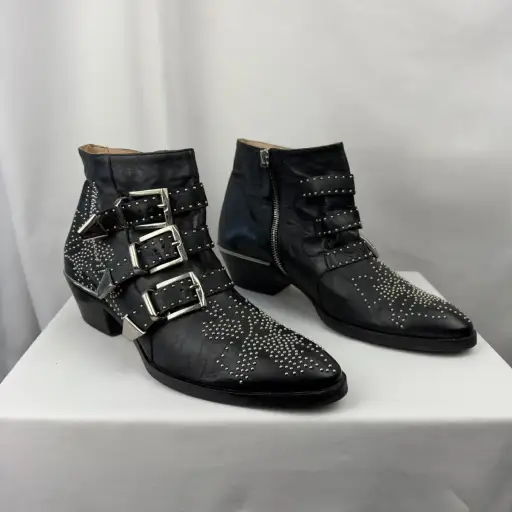 Chloé Susanna Studded Leather Ankle Boots