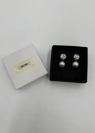 Miu Miu Orecchini Clip Argento e Perle a Goccia