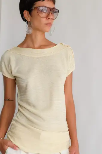 80S GIANFRANCO FERRÉ RIB TOP IN BUTTER YELLOW