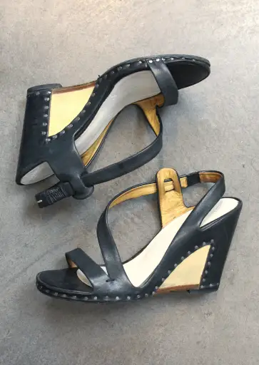 MAISON MARTIN MARGIELA WEDGE HEELS - 2011