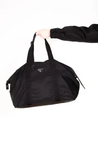 Prada „Seesack“ Weekender aus Re-Nylon in Schwarz