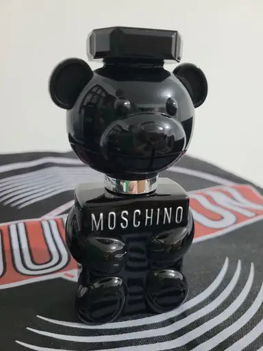perfume toy boy