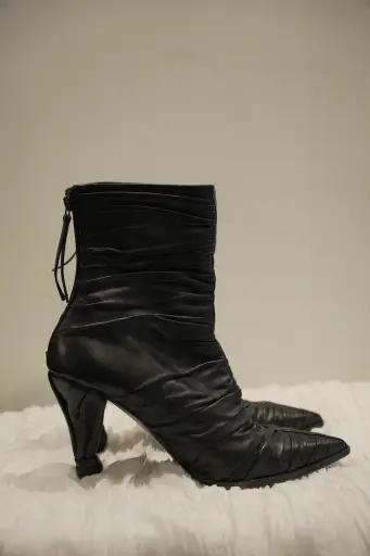 Louis Vuitton Pleated Black Ankle Boots Sz39