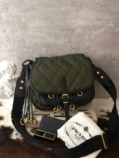 Prada Vintage Quilted Saddle Bag 💚🖤｜Military Green・Gold Ring Details・Y2K Shoulder Bag