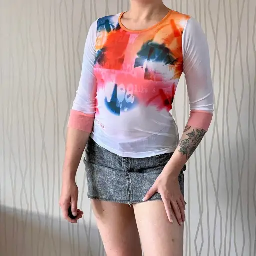 Late 90s Cop Copine Graphic Mesh Top – Abstract Print
