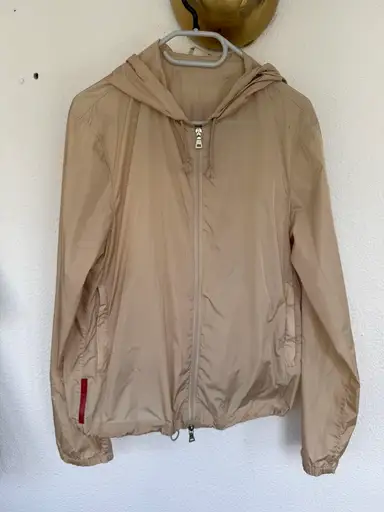 Coupe-vent Prada beige nylon taille M bon état général