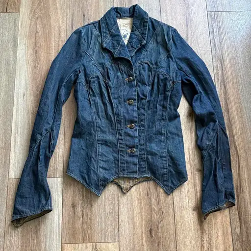 2004 Henry Duarte Sample Spider Web denim jacket, This is a beautiful sample piece by Henry Duarte, it features a spider web design on the outside and on the inside. It features Huge Grommets that have Henry Duarte engraved on them which is cool, it’s super hard to see but it’s there. Beautiful piece 

#ifsixwasnine #lgb #archive #goth #punk
