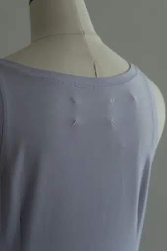2002S/S Sleeveless Top