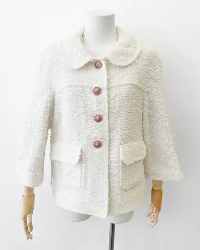 Chanel 2017 Ivory tweed jacket with lion head buttons