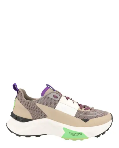True Act Low-Top Sneakers