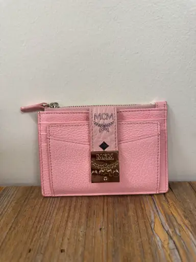 MCM Cardholder