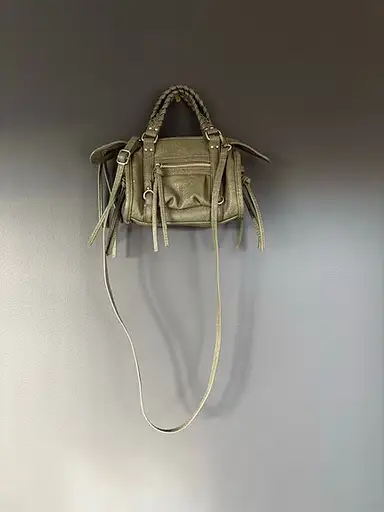 Bershka grønn kunstlær mini vekse/motivert av balenciaga stil