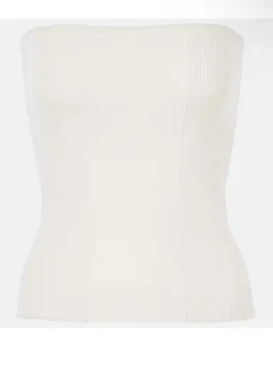 Lisa Yang Ami top