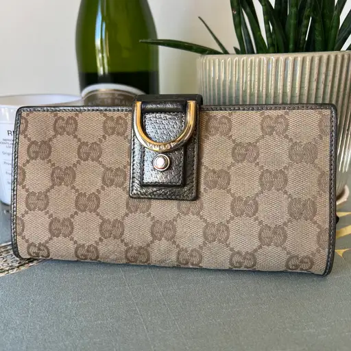 Gucci GG Canvas Wallet