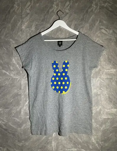 20471120 - Hyoma Iconic Bunny Graphic Logo Tshirt