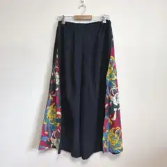 美品　倭物やカヤ 菊柄 袴風ワイドパンツ 和モダン ブラック アミナコレクション