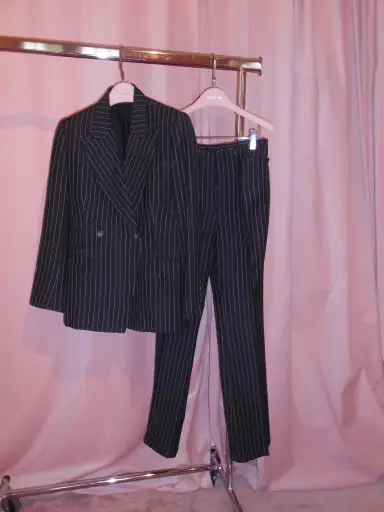 GUCCI BY TOM FORD FW 1996 PINSTRIPE WOOL SUIT