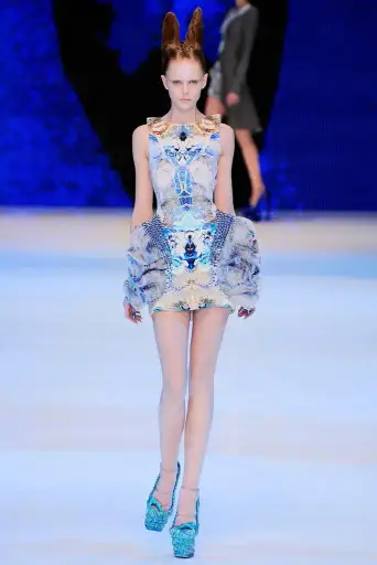 S/S 2010 PLATO'S ATLANTIS PYTHON DRESS - ICONIC - RUNWAY -