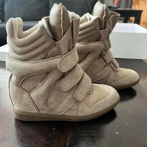 Isabel Marant Beckett wedge
US 8 / eu 8
open to offers

#niche #beckett #isabel
