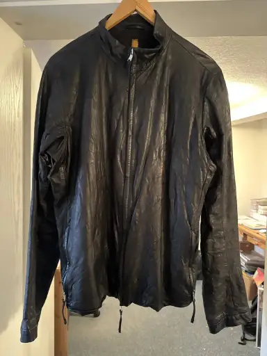 Layer-0 leather jacket