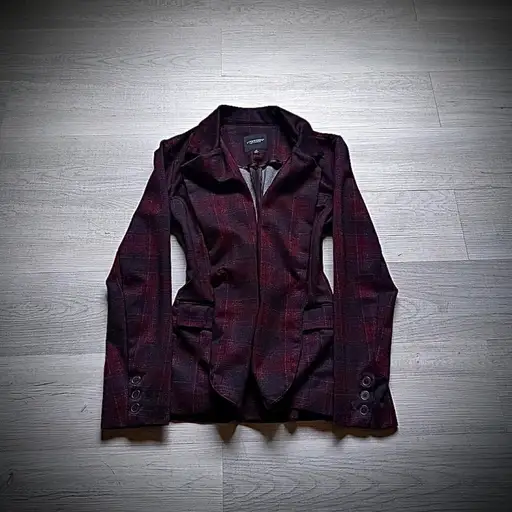 2000s japanese styled plaid gyaru rock blazer draped zipup jacket


EU XS
measures 17x24 with 23' sleeves

Gothic tailored punk plaid  blazer jacket with slim waist and one button closure for a slim fit, super nice fit 

pair with a nice pair of flared denim from tornado or hedi jeans for a perfect silhouette

dm w any questions, bundle to save money👅










H3
#visualkei #japanesebrand #archive #punk #jfashion alice auaa, ekam, rick, Igb, goa, roen, hnaoto, h.naoto, beauty beast, obelisk, buffalo bobs, hedi boy, sexpotrevenge, koji kuga, bondage jacket, share spirit, visual kei, vkei, kmrii jacket, yasuyuki ishii, emo, scene, ifsixwasnine, kmrii, share spirit, black peace now, vice fairy, 20471120, shohei takayama, civarize, deorart, vkei jacket, japanese jacket, lace jacket, napoleon jacket, in the attic, beaumere, bpn, bondage, homme, diesel, maison margiela, vivienne westwood, chrome hearts, mida, XRFRM, pinstripe blazer, grunge blazer, 2000s blazer, gyaru top, nana