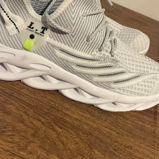 LT Damo Shoes white & gray sneakers #damo #athletic