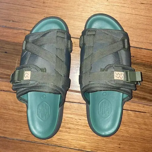 Visvim CHRISTO Slides
REP