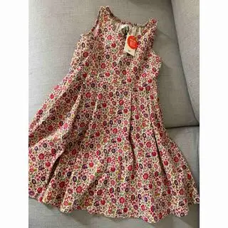 beamsビームスリバティサマーコーデュロイワンピース ビームス(BEAMS)のキッズ/ベビー/マタニティのキッズ服女の子用(90cm~)(ワンピース)の商品詳細ページへのリンク