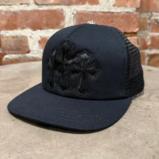 CHROME HEARTS TRIPLE PONY HAIR CROSS PATCH TRUCKER ‘BLACK’
