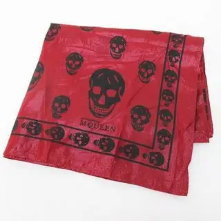 アレキサンダーマックイーン ALEXANDER MCQUEEN スカル ドクロ  アレキサンダーマックイーン(Alexander McQueen)のメンズのファッション小物(ハンカチ/ポケットチーフ)の商品詳細ページへのリンク