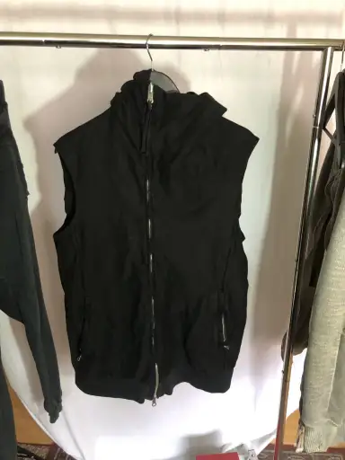 BORIS BIDJAN SABERI SS 17 “ninja” sleeveless hoodie