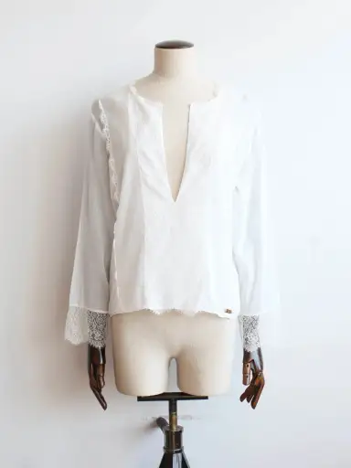 Gucci by Tom Ford S/S00 White Lace Trim Shirt