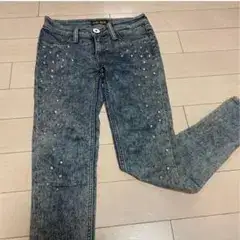 LB-03 スタッズ付き ケミカルウォッシュ デニムパンツ