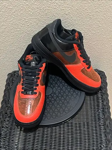 Size 7.5 Nike Air Force 1 Shibuya Halloween CT1251-006